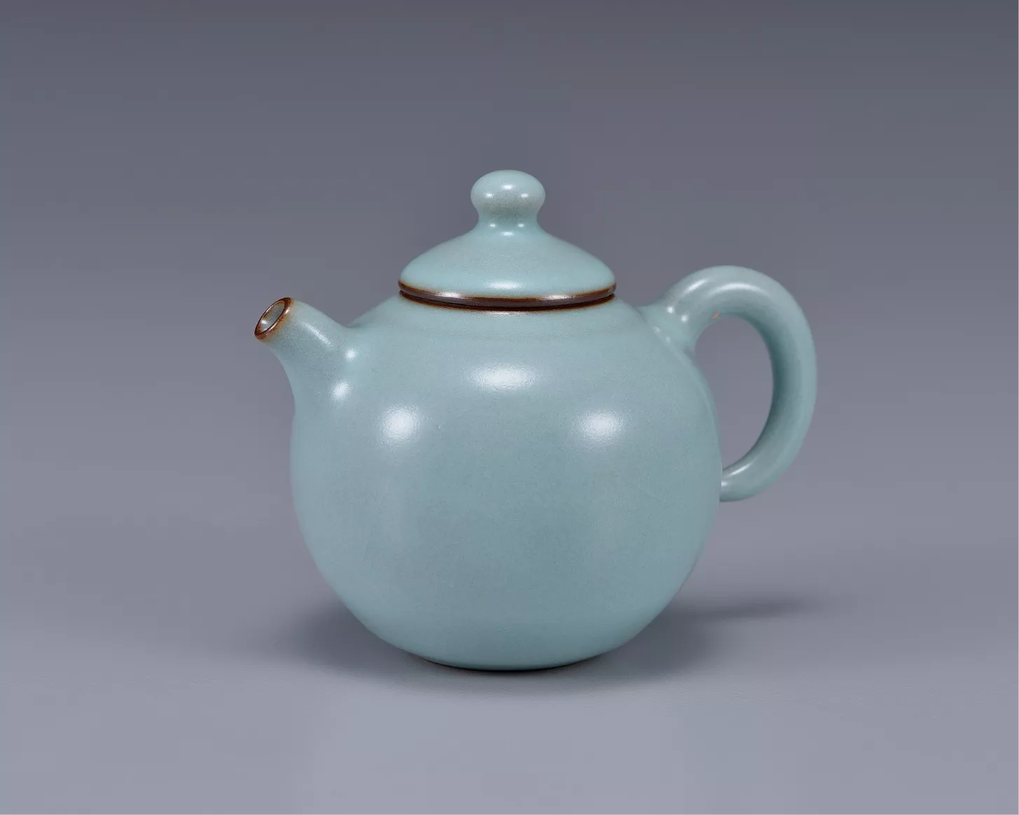 天青茶壺
